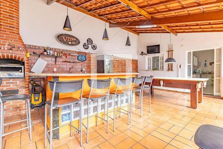 Casa à venda com 4 quartos, 300m² em Colégio Batista, Belo Horizonte