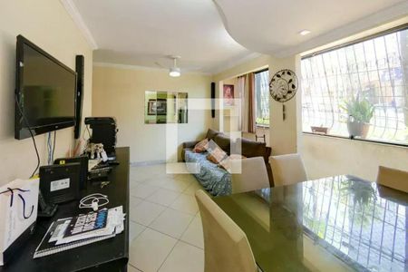 Apartamento à venda com 3 quartos, 70m² em Estoril, Belo Horizonte