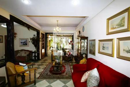 Casa à venda com 4 quartos, 350m² em Barroca, Belo Horizonte