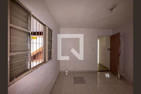 Quarto de casa para alugar com 1 quarto, 40m² em Sítio Morro Grande, São Paulo