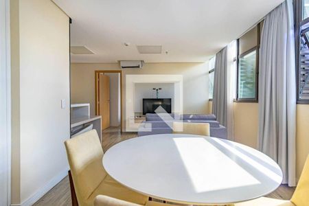 Apartamento à venda com 1 quarto, 52m² em Coracao de Jesus, Belo Horizonte
