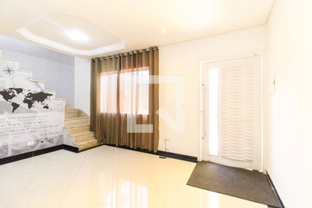 Sala de casa para alugar com 1 quarto, 66m² em Conjunto Residencial José Bonifácio, São Paulo