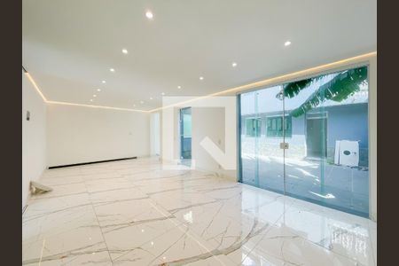 Sala de Jantar de casa para alugar com 3 quartos, 320m² em Vila Campesina, Osasco