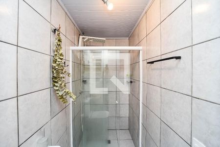 Banheiro de apartamento para alugar com 1 quarto, 50m² em Vila Jardim, Porto Alegre