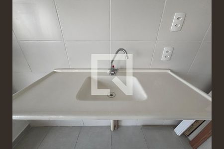 Sala/Cozinha de apartamento à venda com 2 quartos, 42m² em Cidade Antônio Estêvão de Carvalho, São Paulo