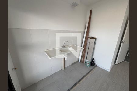 Sala/Cozinha de apartamento à venda com 2 quartos, 42m² em Cidade Antônio Estêvão de Carvalho, São Paulo