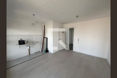 Sala/Cozinha de apartamento à venda com 2 quartos, 42m² em Cidade Antônio Estêvão de Carvalho, São Paulo