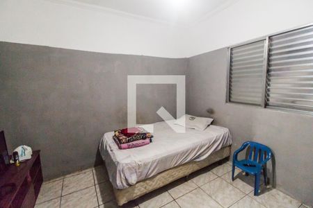 Quarto 1 de casa para alugar com 3 quartos, 300m² em Jardim Roseli, Carapicuíba