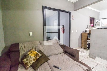 Sala  de casa para alugar com 3 quartos, 300m² em Jardim Roseli, Carapicuíba