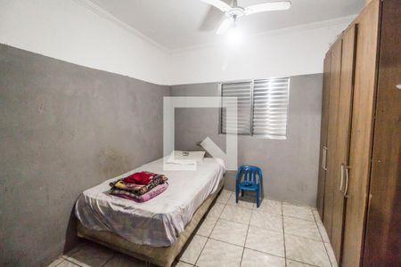 Quarto 1 de casa para alugar com 3 quartos, 300m² em Jardim Roseli, Carapicuíba