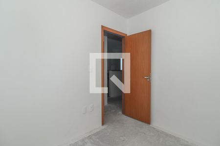 Quarto 2 de apartamento para alugar com 2 quartos, 45m² em Rubem Berta, Porto Alegre