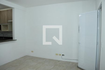 Casa de Condomínio para alugar com 2 quartos, 90m² em Caiapia, Cotia