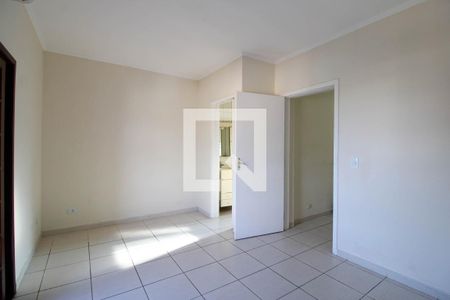 Suíte 1 de casa para alugar com 5 quartos, 200m² em Chácara Agrindus, Taboão da Serra