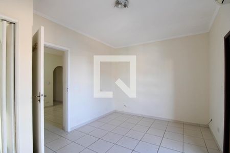 Suíte 1 de casa para alugar com 5 quartos, 200m² em Chácara Agrindus, Taboão da Serra