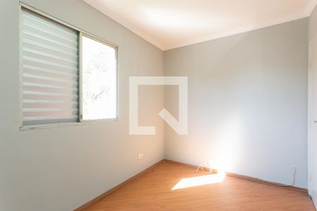 Quarto 1  de apartamento para alugar com 2 quartos, 50m² em Vila Carmosina, São Paulo
