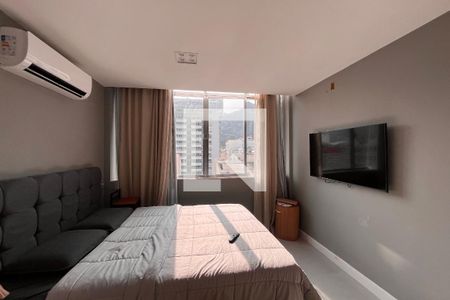 Quarto  de apartamento à venda com 1 quarto, 44m² em Copacabana, Rio de Janeiro