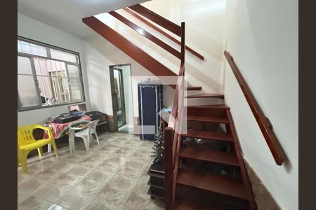 Sala de casa à venda com 3 quartos, 156m² em Vila Valqueire, Rio de Janeiro