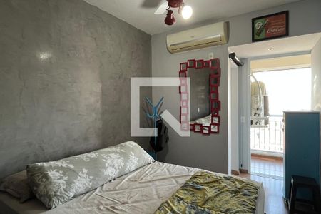 Suíte de apartamento para alugar com 1 quarto, 49m² em Vila Matias, Santos