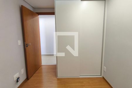 Quarto 2 de apartamento para alugar com 2 quartos, 43m² em Parque Industrial, Campinas