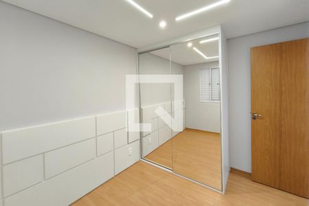 Quarto 1 de apartamento para alugar com 2 quartos, 43m² em Parque Industrial, Campinas