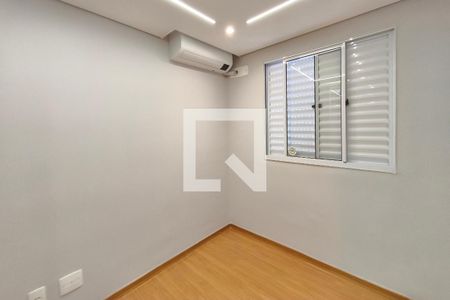 Quarto 1 de apartamento para alugar com 2 quartos, 43m² em Parque Industrial, Campinas