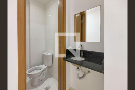 Banheiro de apartamento para alugar com 2 quartos, 86m² em Aviação, Praia Grande