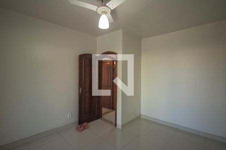 Quarto 2 de casa de condomínio para alugar com 3 quartos, 200m² em Galo Branco, São Gonçalo