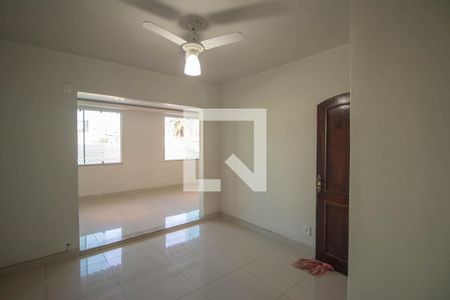 Quarto 2 de casa de condomínio para alugar com 3 quartos, 200m² em Galo Branco, São Gonçalo