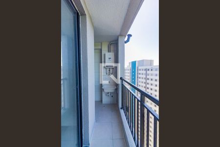 Varanda e Área de Serviço de apartamento para alugar com 2 quartos, 42m² em Usina Piratininga, São Paulo