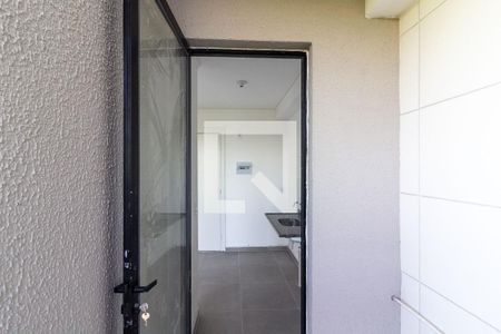 Varanda e Área de Serviço de apartamento para alugar com 2 quartos, 42m² em Usina Piratininga, São Paulo