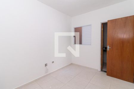 Suíte 1 de casa de condomínio para alugar com 2 quartos, 55m² em Vila Pierina, São Paulo