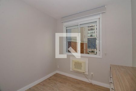 Quarto de apartamento para alugar com 2 quartos, 67m² em Passo D’areia, Porto Alegre