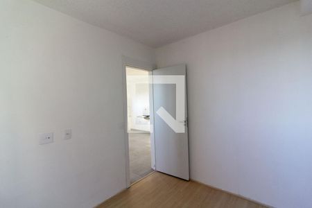Quarto 1 de apartamento para alugar com 2 quartos, 37m² em Jardim Sabara, São Paulo