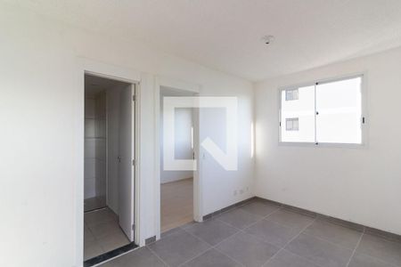 Sala de apartamento para alugar com 2 quartos, 37m² em Jardim Sabara, São Paulo