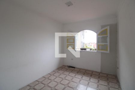 Quarto 2 de casa para alugar com 2 quartos, 50m² em Jardim Colonial, São Paulo