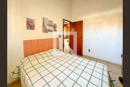 Quarto 2 de apartamento para alugar com 3 quartos, 70m² em São João do Rio Vermelho, Florianópolis