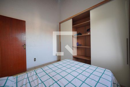 Quarto 1 de casa para alugar com 2 quartos, 70m² em São João do Rio Vermelho, Florianópolis