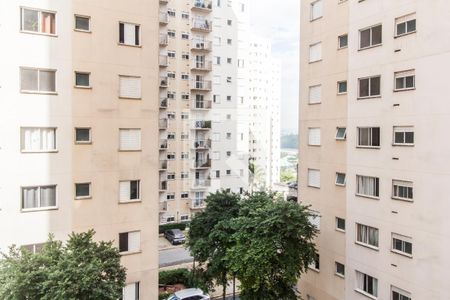 Vista da Sala de apartamento à venda com 2 quartos, 51m² em Centro, Barueri