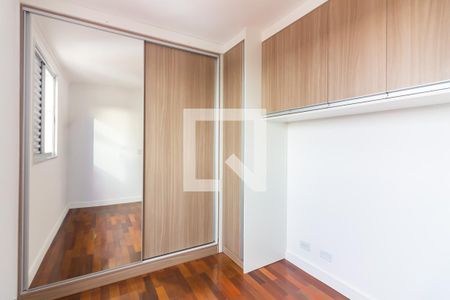 Quarto 1 de apartamento para alugar com 2 quartos, 51m² em Quitaúna, Osasco