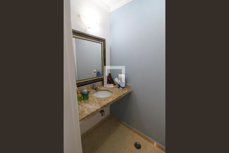 Lavabo de casa de condomínio à venda com 4 quartos, 216m² em Vila São Silvestre, São Paulo