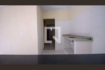 Casa para alugar com 2 quartos, 80m² em Vila Margarida, São Paulo