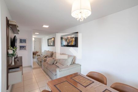 Sala  de apartamento para alugar com 2 quartos, 75m² em Serrano, Belo Horizonte