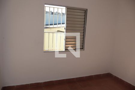 Quarto 1 de casa para alugar com 2 quartos, 45m² em Vila Alpina, São Paulo
