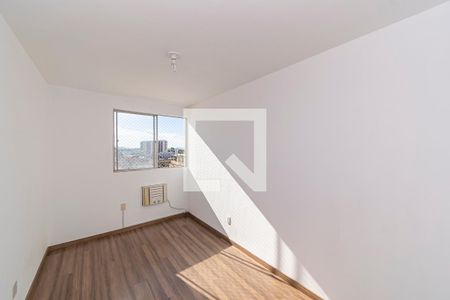Quarto 1 de apartamento para alugar com 2 quartos, 57m² em Ramos, Rio de Janeiro