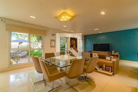Casa à venda com 3 quartos, 450m² em Cidade Vargas, São Paulo