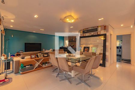 Casa à venda com 3 quartos, 450m² em Cidade Vargas, São Paulo