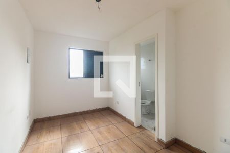 Suíte 1 de casa de condomínio para alugar com 2 quartos, 68m² em Guaiauna, São Paulo