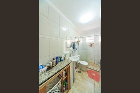 Banheiro de casa à venda com 4 quartos, 240m² em Campestre, Santo André