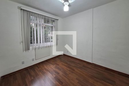 Quarto 2 de apartamento para alugar com 2 quartos, 50m² em Santa Rosa, Niterói