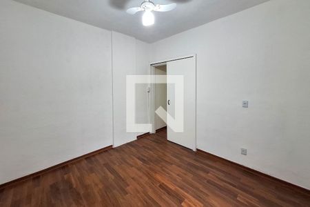 Quarto 2 de apartamento para alugar com 2 quartos, 50m² em Santa Rosa, Niterói